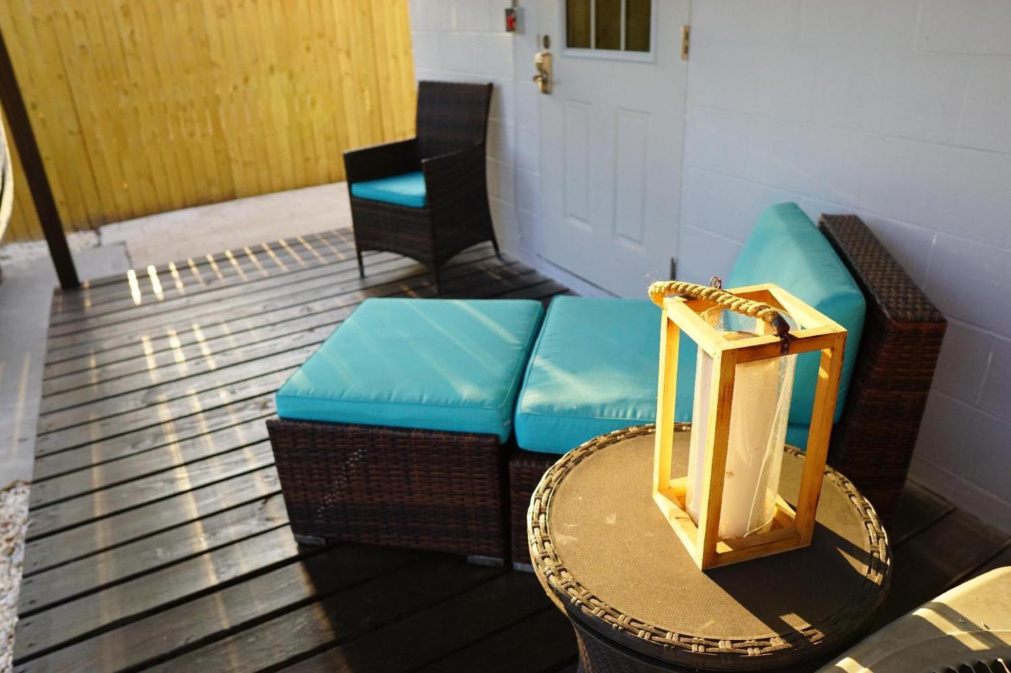 Mi Casa Es Tu Casa, Airport Holiday home